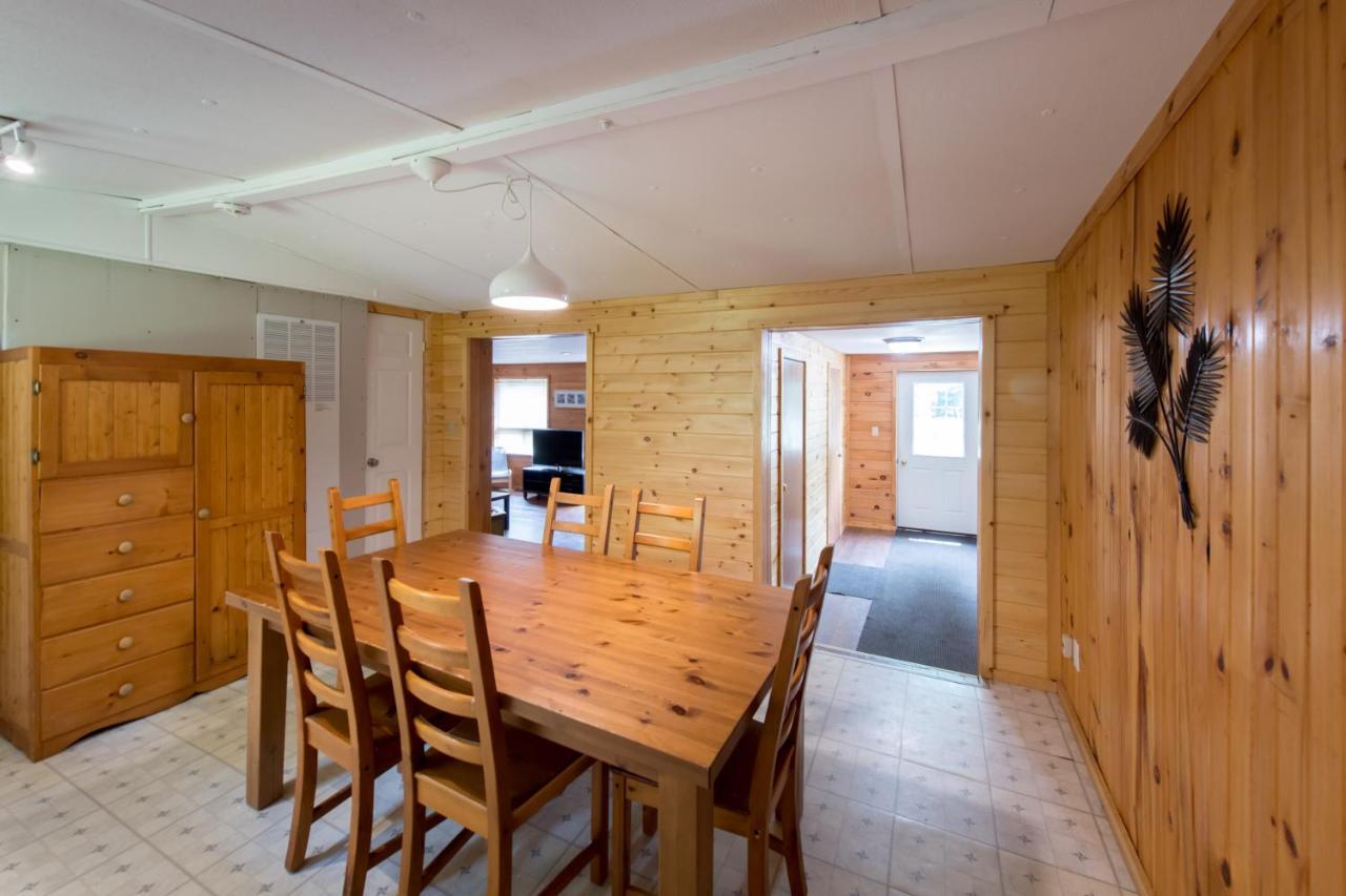 Madawaska Lodge-Cottage Luaran gambar