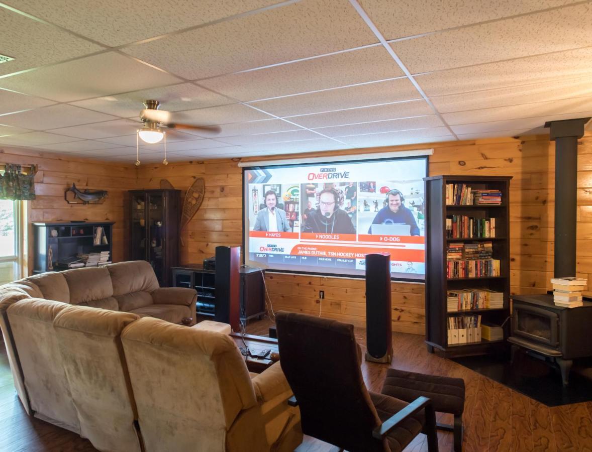 Madawaska Lodge-Cottage Luaran gambar