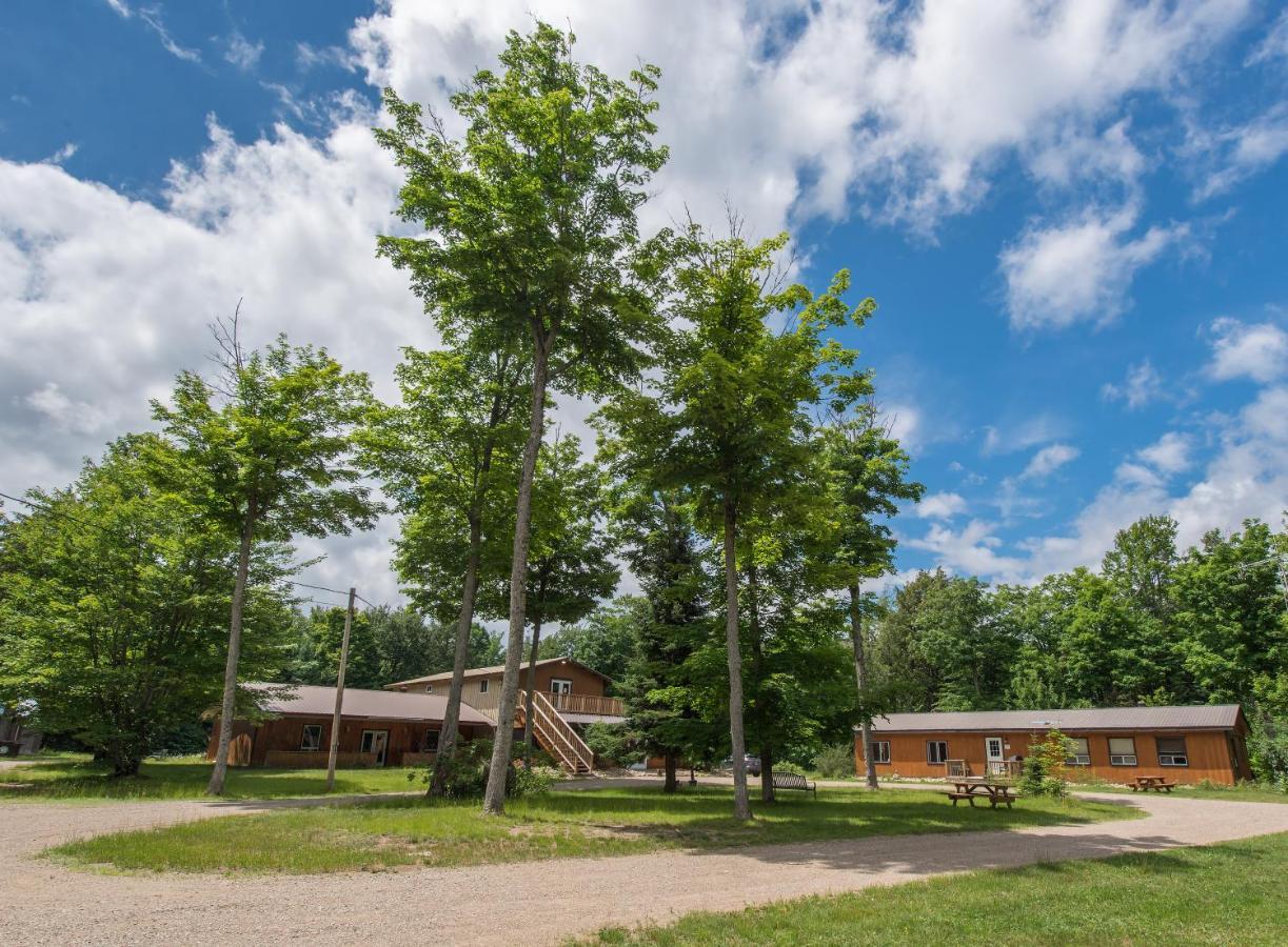 Madawaska Lodge-Cottage Luaran gambar