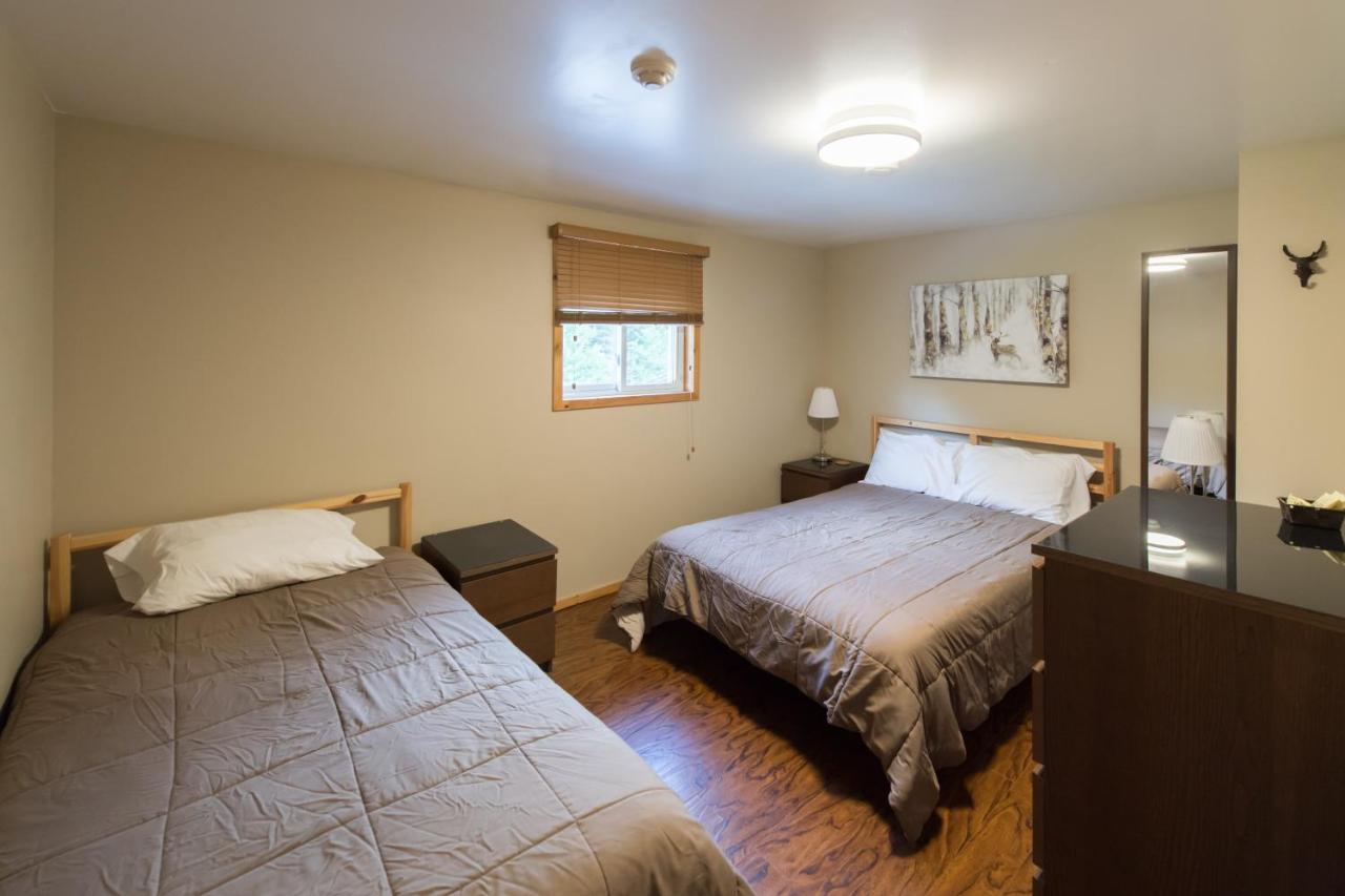 Madawaska Lodge-Cottage Luaran gambar