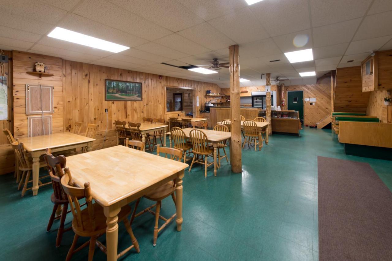 Madawaska Lodge-Cottage Luaran gambar