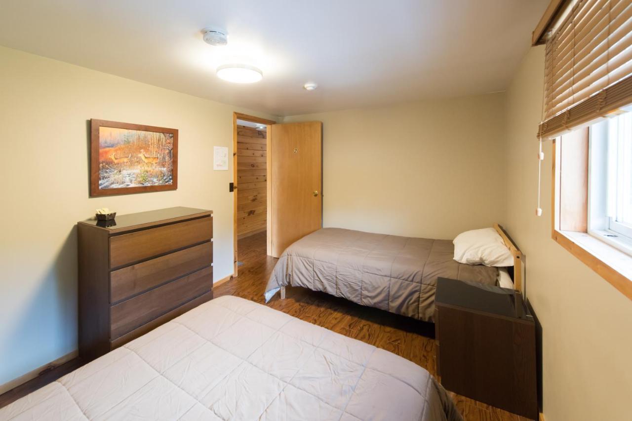 Madawaska Lodge-Cottage Luaran gambar