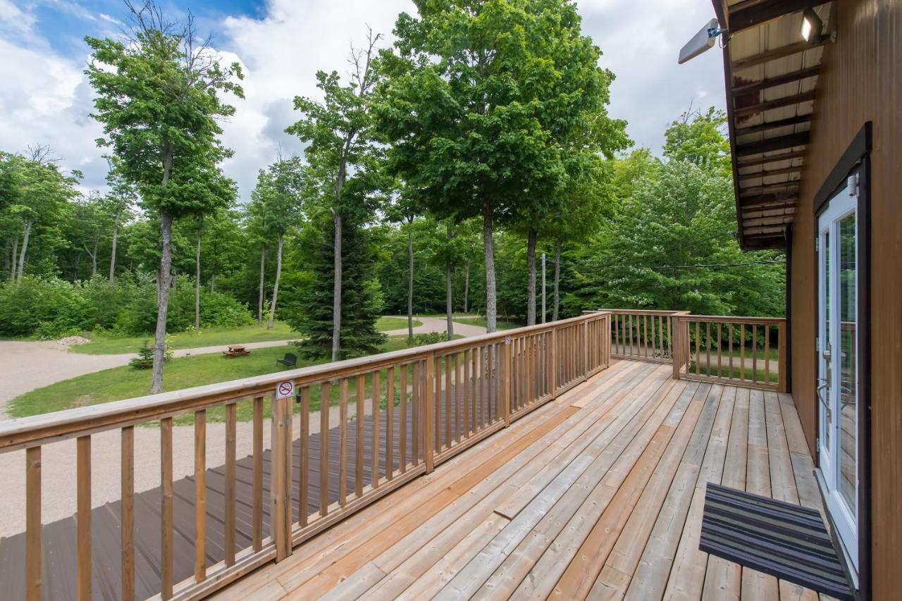 Madawaska Lodge-Cottage Luaran gambar