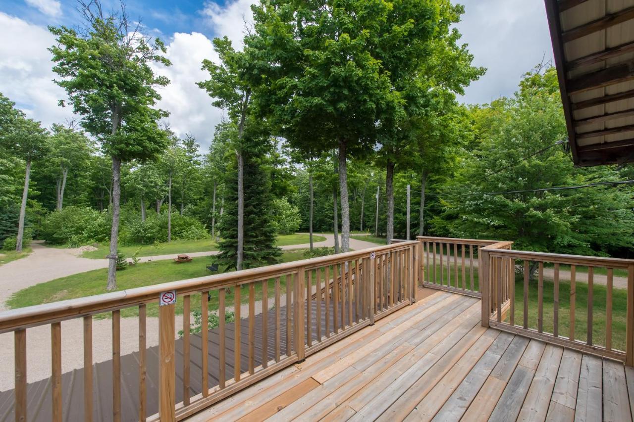 Madawaska Lodge-Cottage Luaran gambar