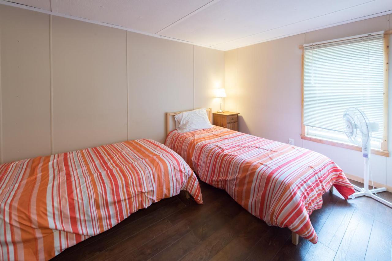 Madawaska Lodge-Cottage Luaran gambar