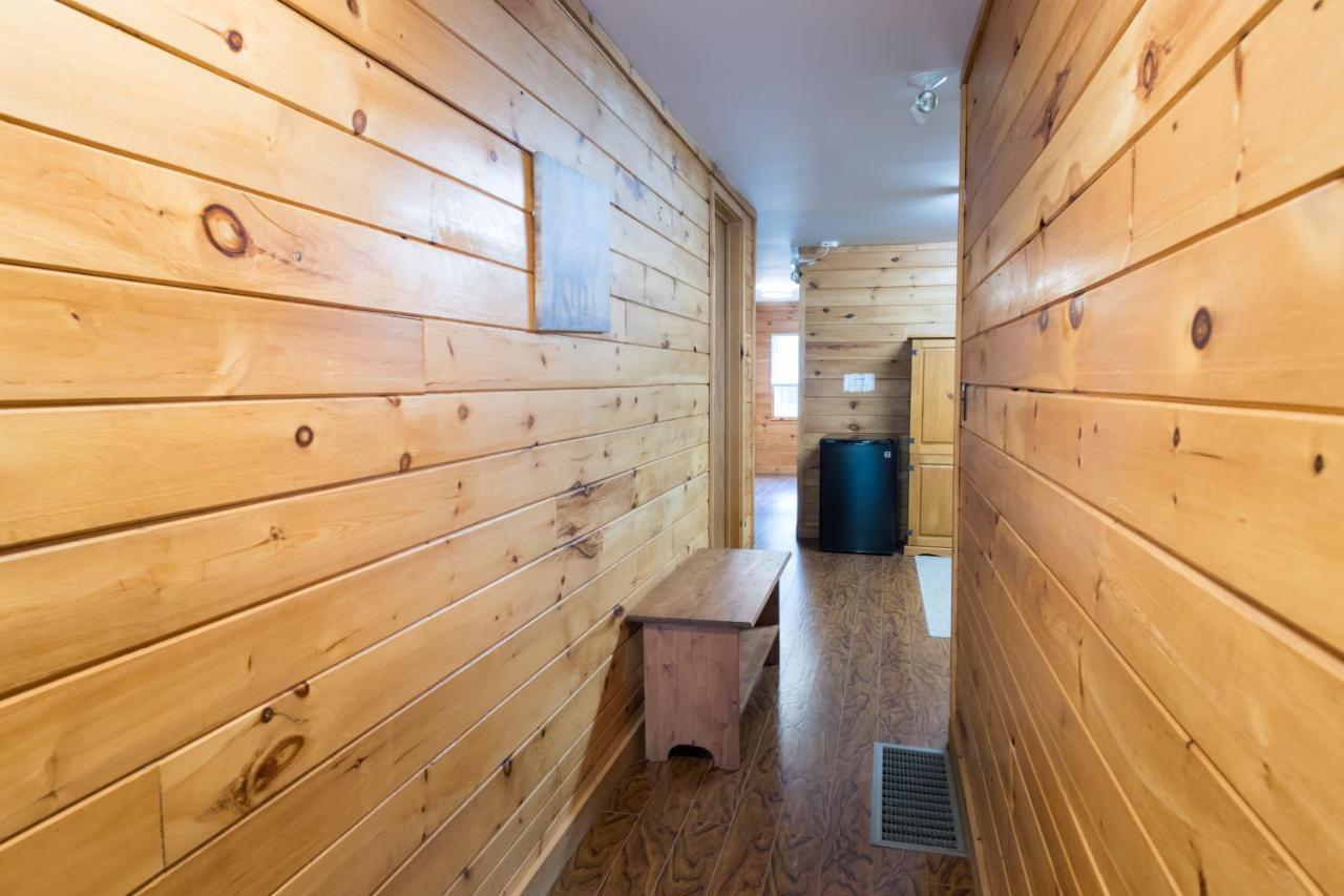 Madawaska Lodge-Cottage Luaran gambar