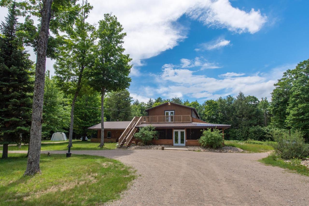 Madawaska Lodge-Cottage Luaran gambar