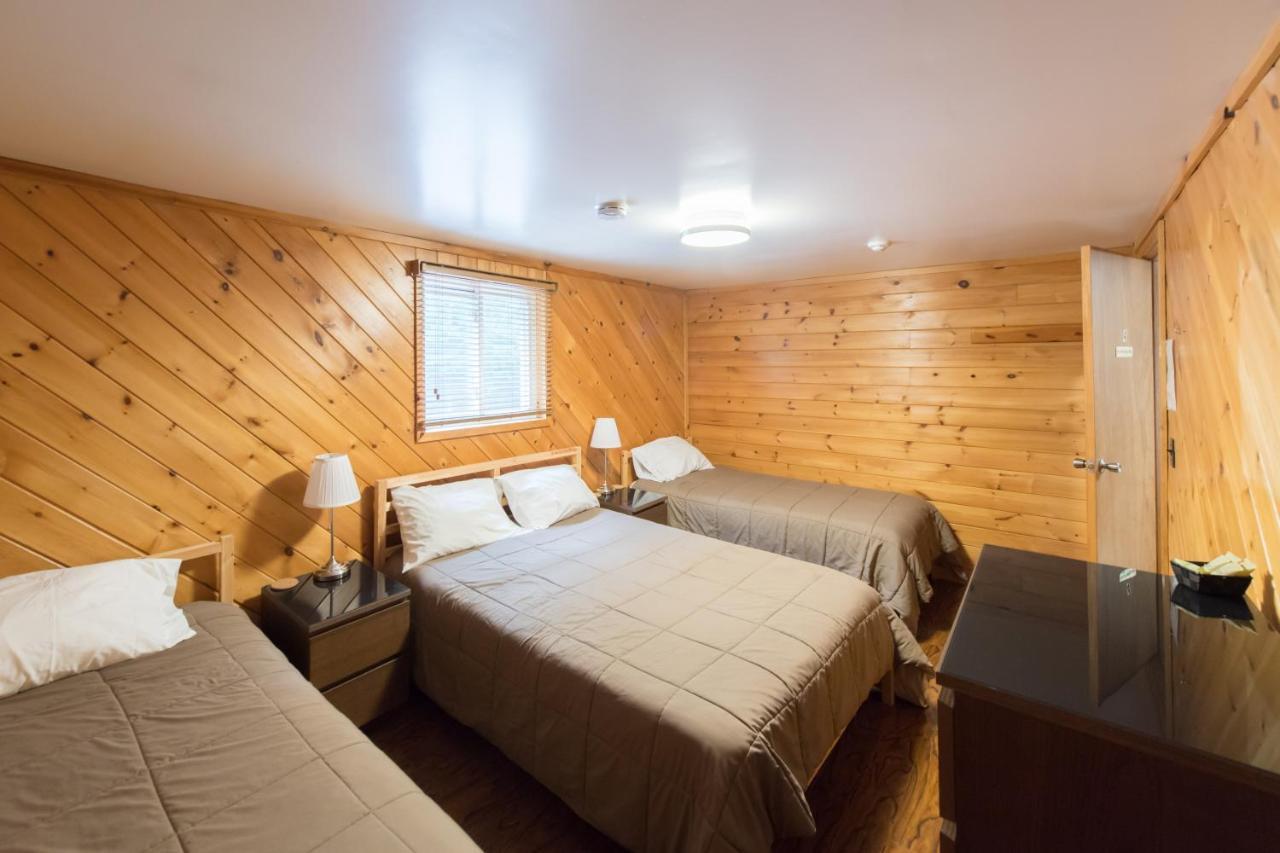 Madawaska Lodge-Cottage Luaran gambar